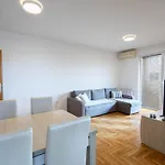 Caleya - With Private Parking 사라예보