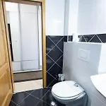 Caleya - With Private Parking 아파트 사라예보