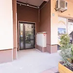 Caleya - With Private Parking 아파트 사라예보