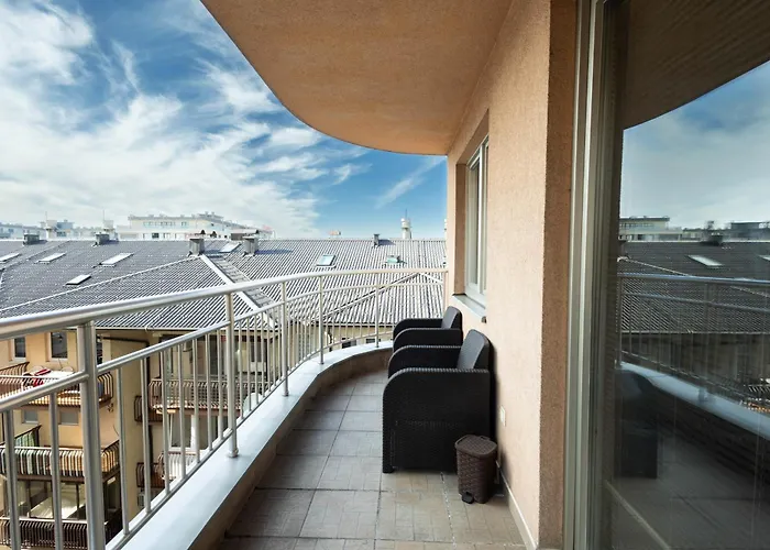 Caleya - With Private Parking شقة