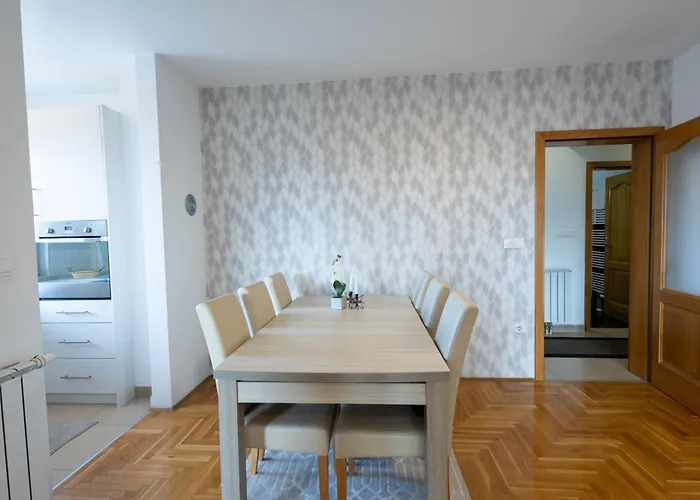 Caleya - With Private Parking سراييفو