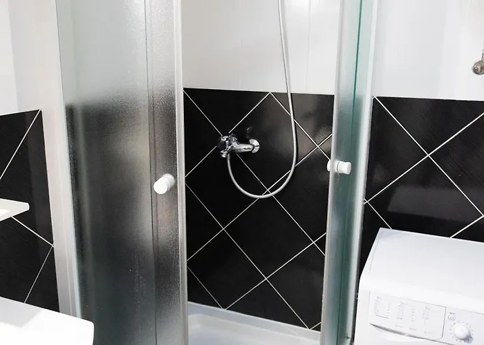 Caleya - With Private Parking شقة