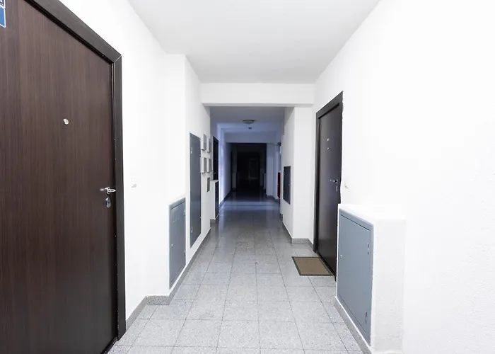 Caleya - With Private Parking شقة سراييفو